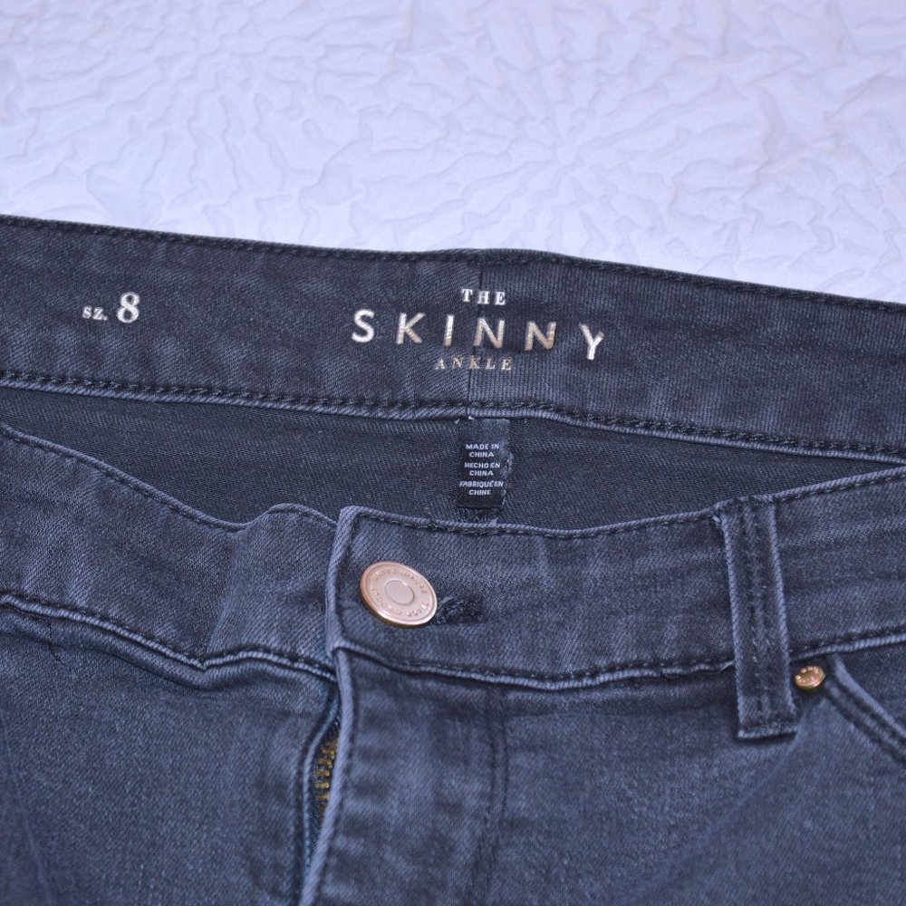 4/$20 WHBM The Skinny Ankle Black Distressed Jeans - Picture 7 of 9